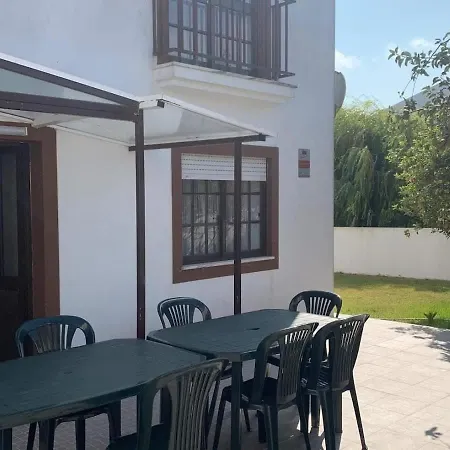 Semesterbostad Casa Kika Pereira, Ganzes Haus Bis 11 Personen Lourinhã